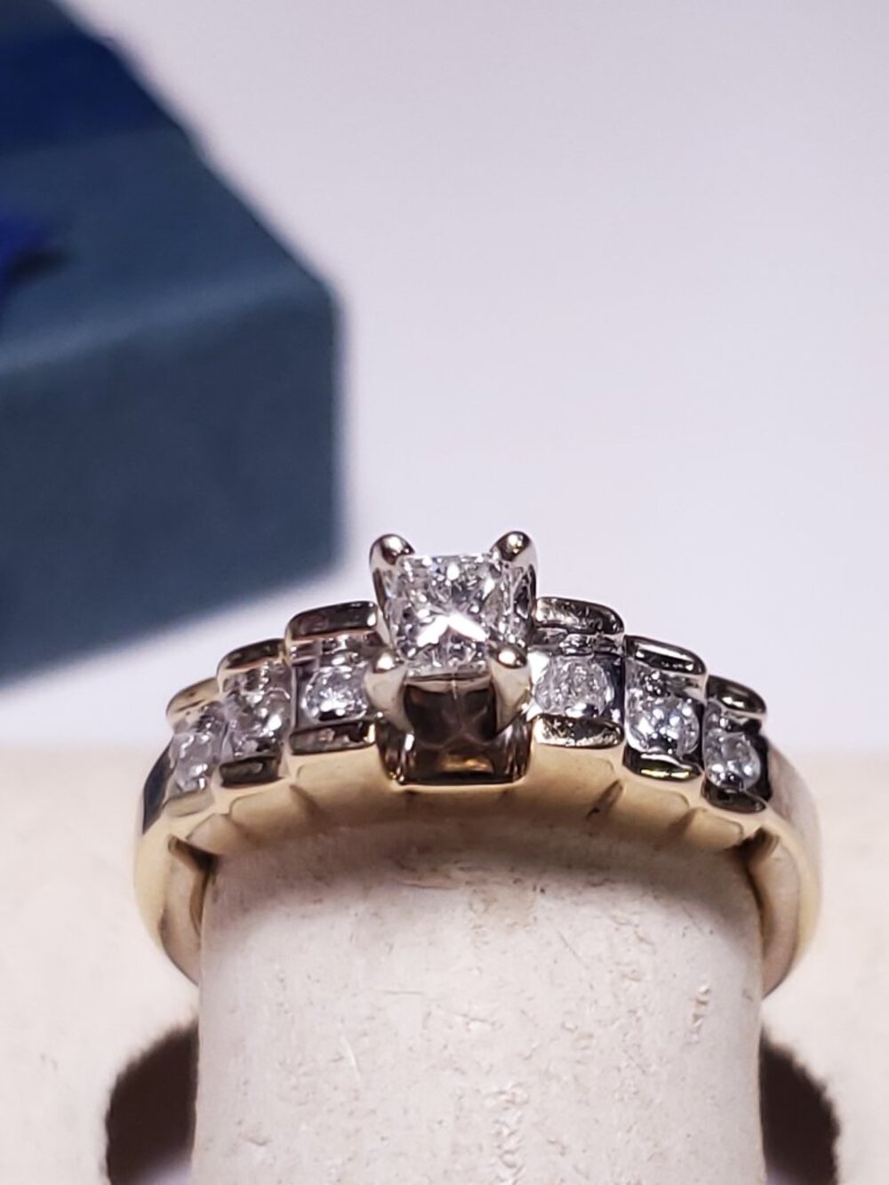 Estate .37ctw Natural Princess & Rd Diamond pyramid 10Kt YG Engagement Ring24666